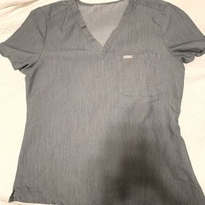 Figs Catarina Scrub Top ~ Size Medium ~ Heather Grey
